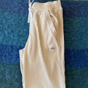 Alo Yoga Beige Ribbed Joggers
